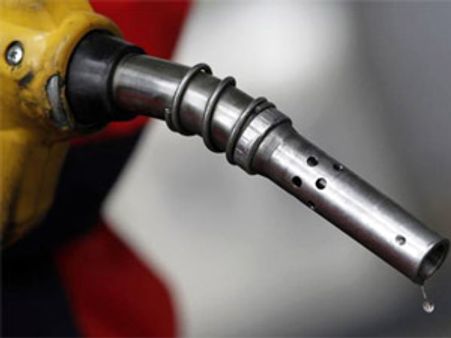 Petrol in India costlier than in US, Pak, Nepal, Bangladesh