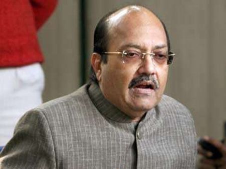 Cash-for-votes: Amar Singh steals limelight in 2011