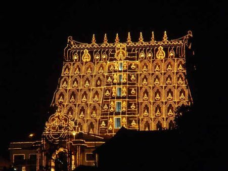 Kerala bestowed with Padmanabha Swamy treasure in 2011