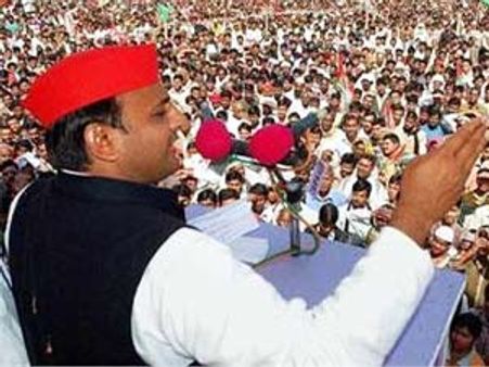 Akhilesh sees 'conspiracy' behind incidents of violence