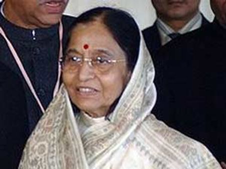 Govt aims to make India self-sufficient in urea output:Patil