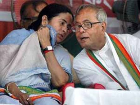 Resignation fear:Pranab Mukherjee afraid of Mamata Banerjee?
