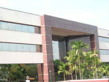 Post Murthy, Infosys' revenue drops, to hire 35,000 techies