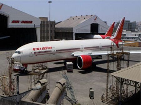 AI begins intl operations; pilots want govt to initiate talk