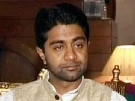 CBI arrests arms dealer Abhishek Verma and wife