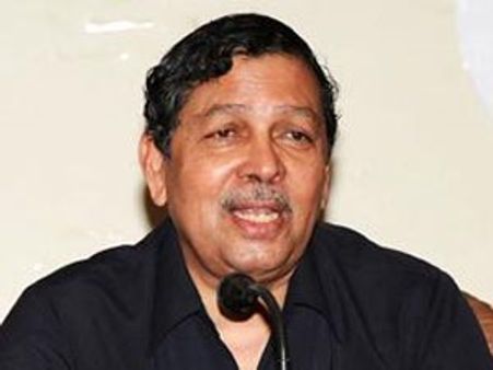 Santosh Hegde for changing selection process of judges