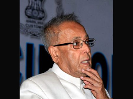 FinMin, RBI to announce steps soon: Pranab