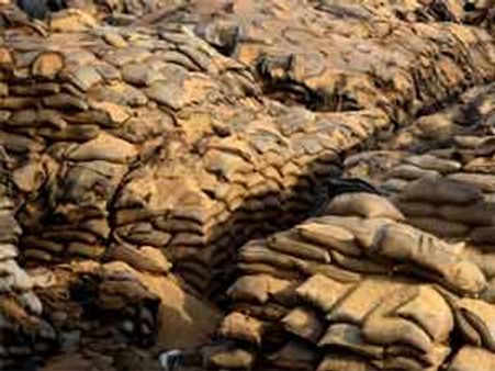 Rice dumped by Railways finds way to kitchens