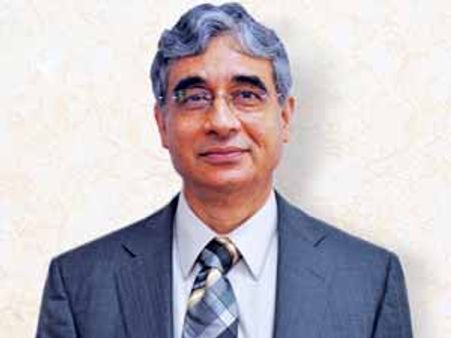 Former SBI chief OP Bhatt joins Standard Chartered