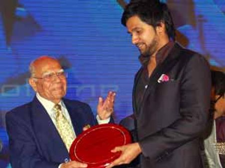 Ankesh Shahra bags Globoil Global Young Entrepreneur Award 