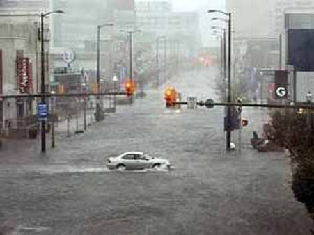 Superstorm Sandy not yet over: Barack Obama