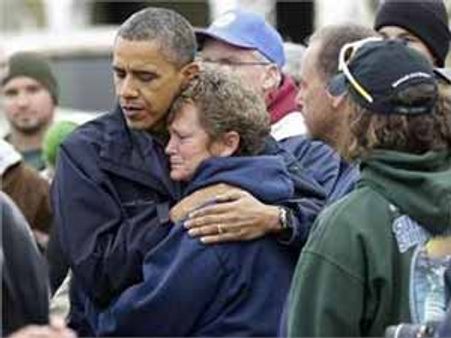 Obama tours storm-ravaged New Jersey coastline with Christie