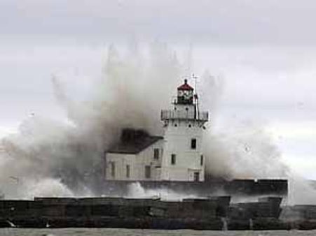 US Prez Polls: Has superstorm Sandy helped Barack Obama?