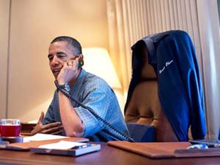 After victory, Obama faces fresh challenges on economy