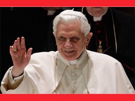Lakhs attend Pope Benedict's last public prayer