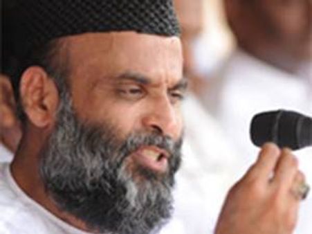 Top leaders flank Abdul Nasser Madani at daughter's nikah