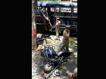 How ‘dramatic’ media served rumour as fact in B’lore Blast