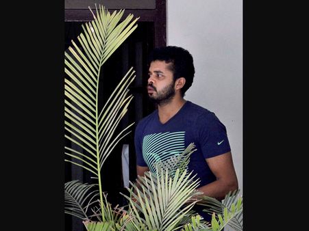 Cricketers in trouble; No bail for Sreesanth, Chandila