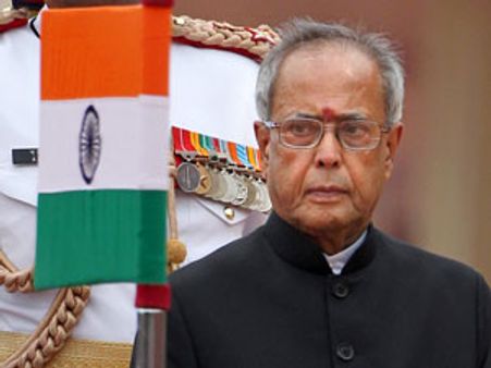 President to donate month's salary to flood victims