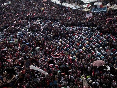 42 killed, 322 injured in fresh Egypt clash