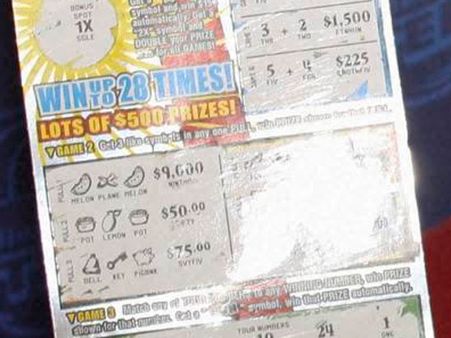 Indian gets USD 100,000 for selling winning lottery ticket