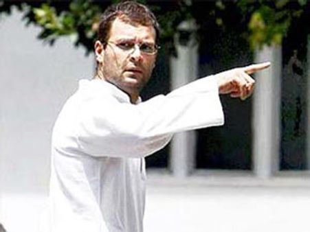 Rahul gags spokespersons. Asks them not to cross party line