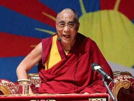 Dalai Lama wishes former President George Bush after surgery