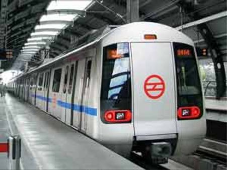 Snag hits Delhi Metro