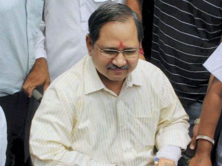 Ishrat case: Gujarat top cop Pandey sent in CBI custody