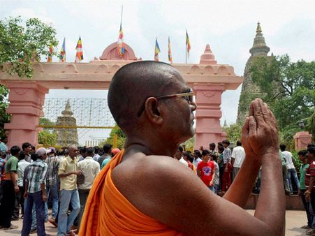 Two suspects picked up for Bodh Gaya serial blasts