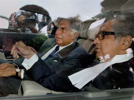 Niira Radia tapes: Ratan Tata appears in SC