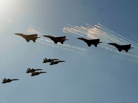 Russia to deliver six warplanes to India