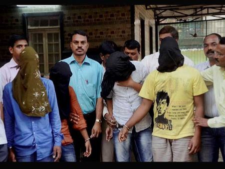 Mumbai gangrape accused 'posed as cops' to target women