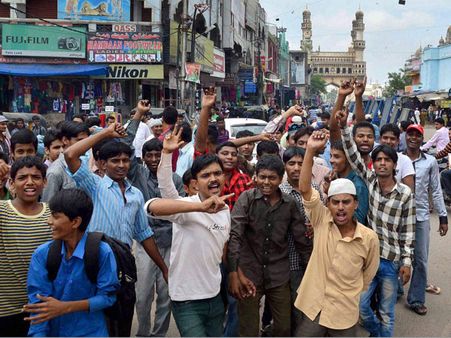 AP: Autorickshaws remain off Hyderabad roads