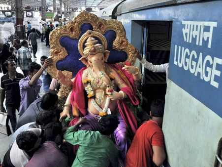 AP: 4,000 kg 'maha laddoo' prepared for Ganesh festival