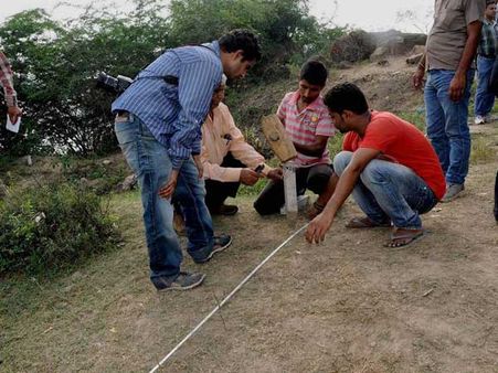 Unnao gold hunt will lead to rise in 'buwabaji': Sharad Pawar