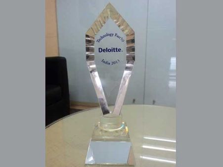 Oneindia receives Deloitte Technology Fast 50 India 2013 award