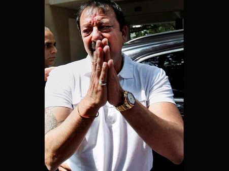Pardon Proposal: Maharashtra HM enhances Sanjay Dutt's confusion