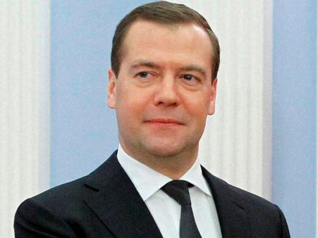 China poses no danger to Russia, says Medvedev