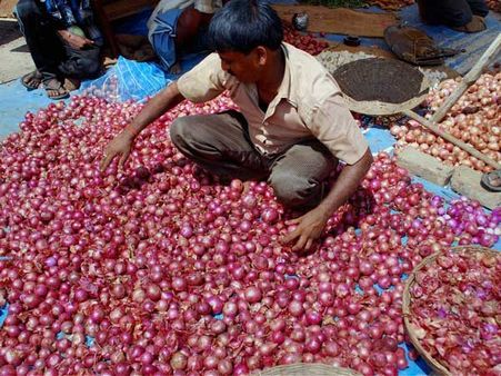 Onion: Government's import plans come to halt as bidders turn invalid