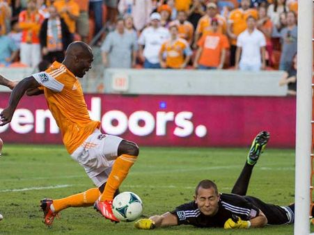 In Pics: What happened across the world on November 4