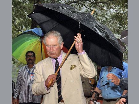 Prince Charles visits India's aircraft carrier INS Vikrant (in pics)