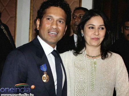 Top Cong leaders decided to honour Tendulkar with Bharat Ratna?