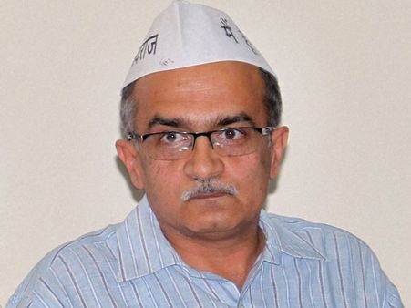 Prashant Bhushan apologises to Supreme Court