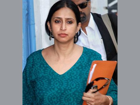 Tehelka Ex-managing editor Shoma interrogated by Crime Branch