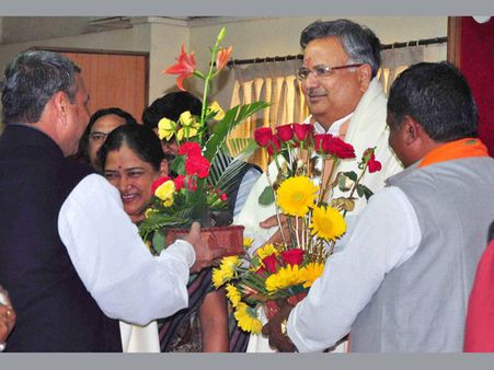 Raman Singh sworn in as Chhattisgarh CM for the third time (pics)
