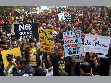 Facebook deletes pic of 'Sikh man kissing another man'; post it again