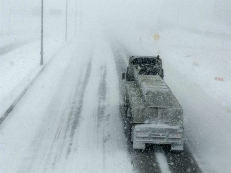 Freeze spread to southern states, 21 dead in US