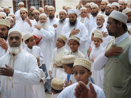 Dawoodi Bohra community spiritual head Syedna dead