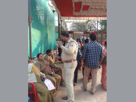 (Pics)Thorns amid flowers in Lalbagh show; Police apathy towards women